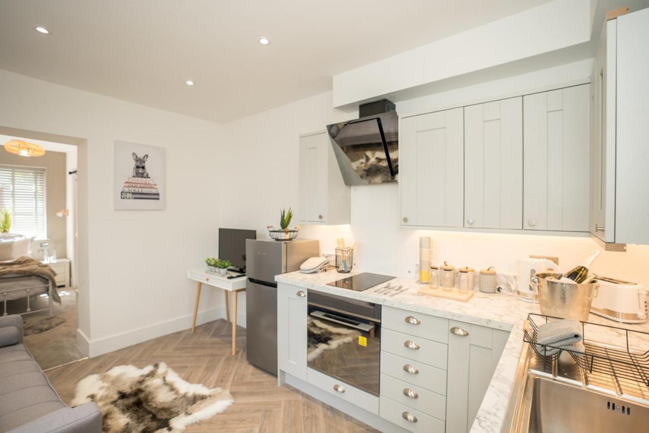 Boutique Nights Aparthotel Eastbourne Luaran gambar