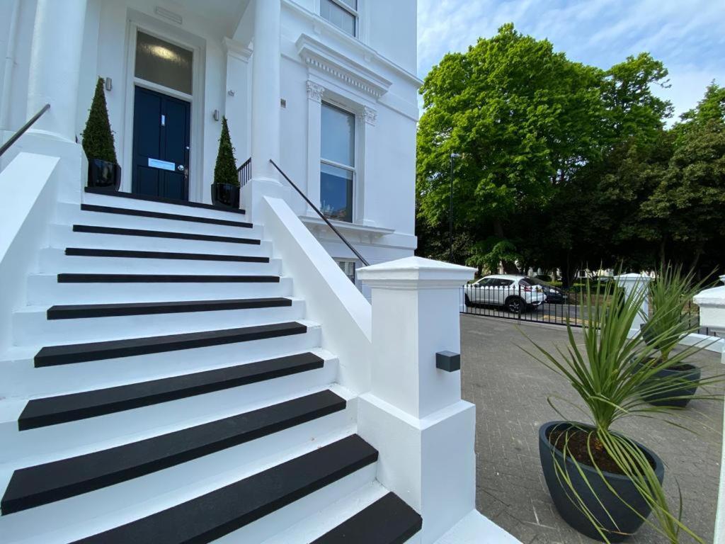 Boutique Nights Aparthotel Eastbourne Luaran gambar