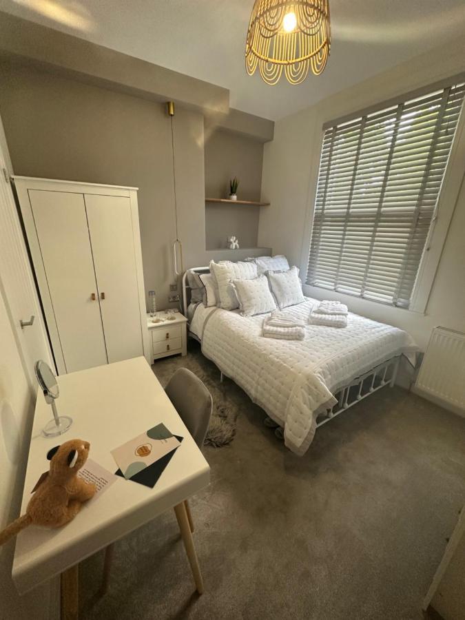 Boutique Nights Aparthotel Eastbourne Luaran gambar
