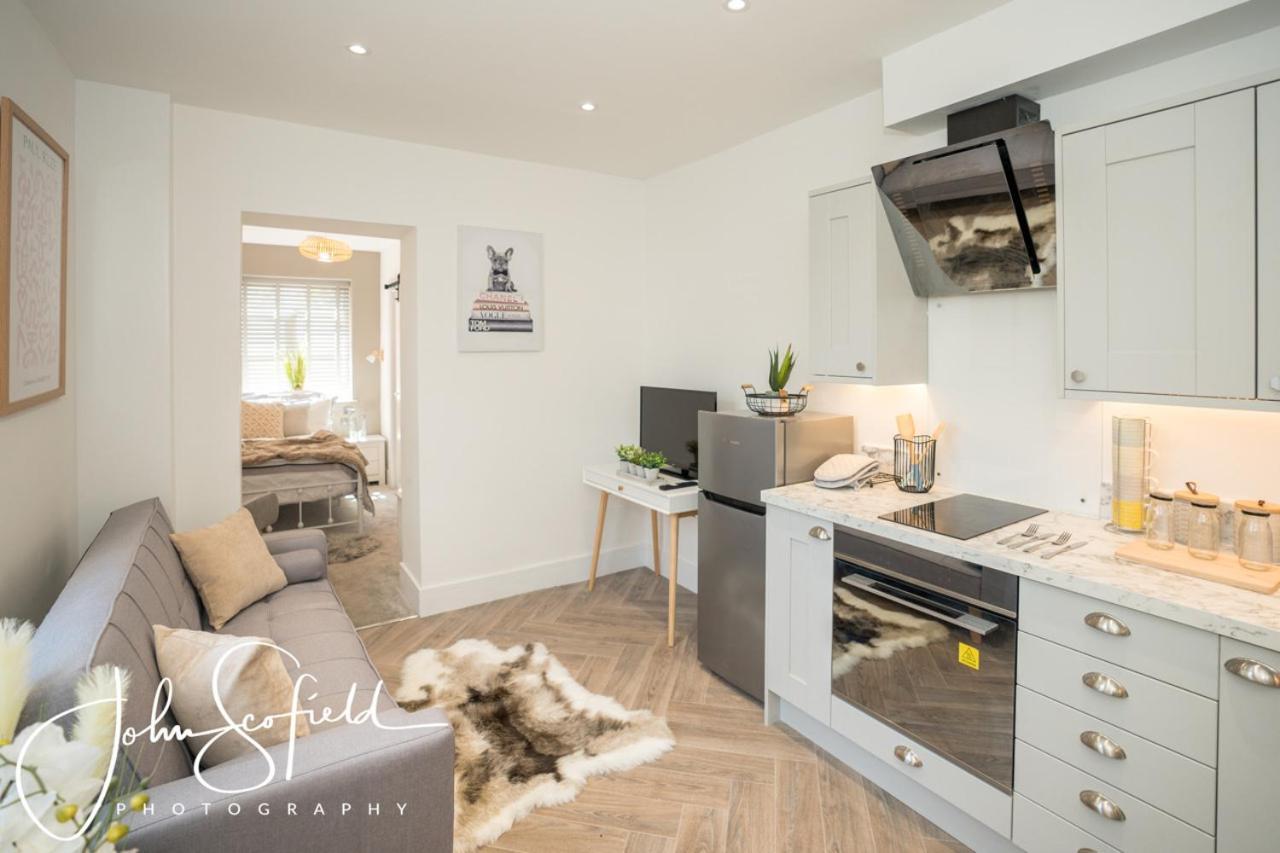 Boutique Nights Aparthotel Eastbourne Luaran gambar